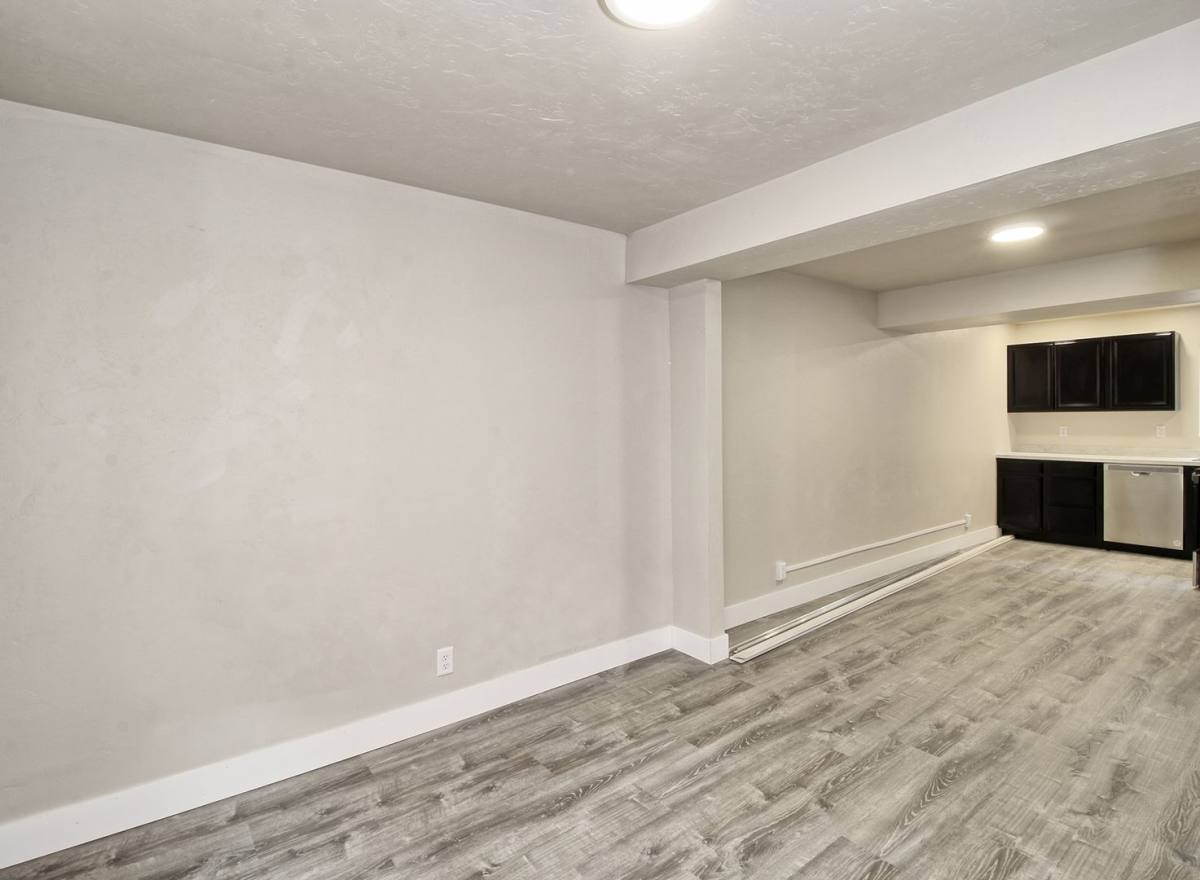 House for rent at 915 Grand Ave, Grand Junction, CO 81501