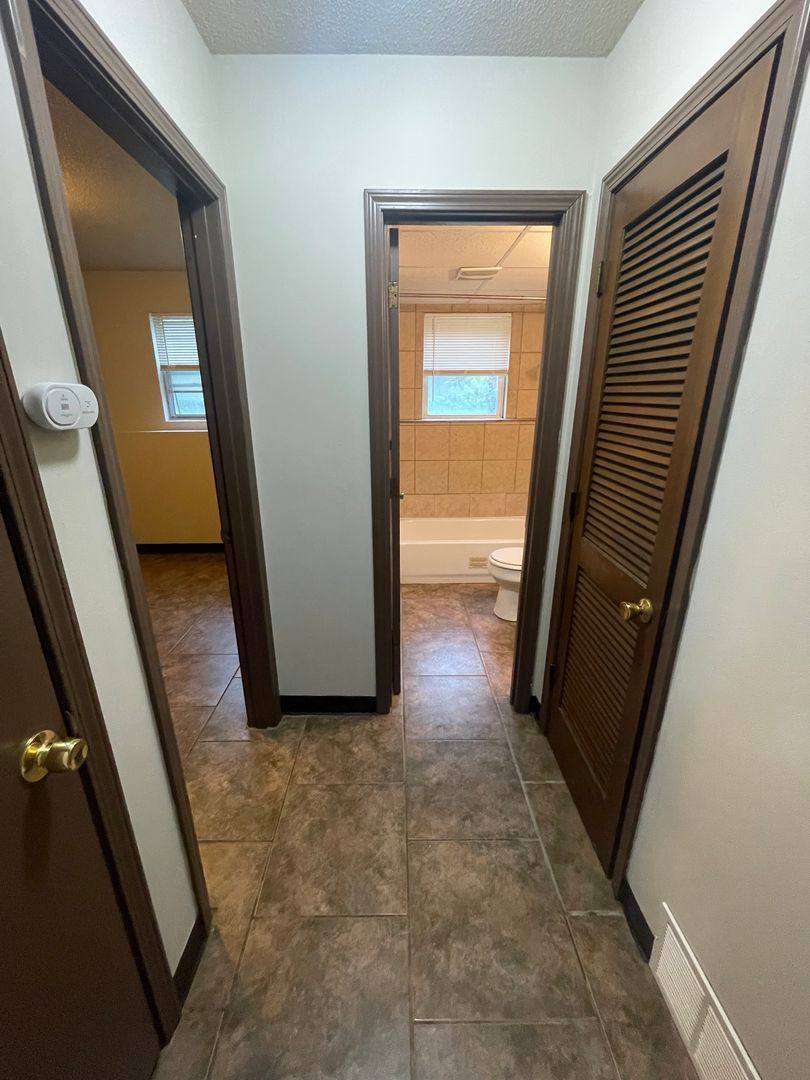 Apartment for rent at 4453 Bellview Dr, Columbia, MO 65203