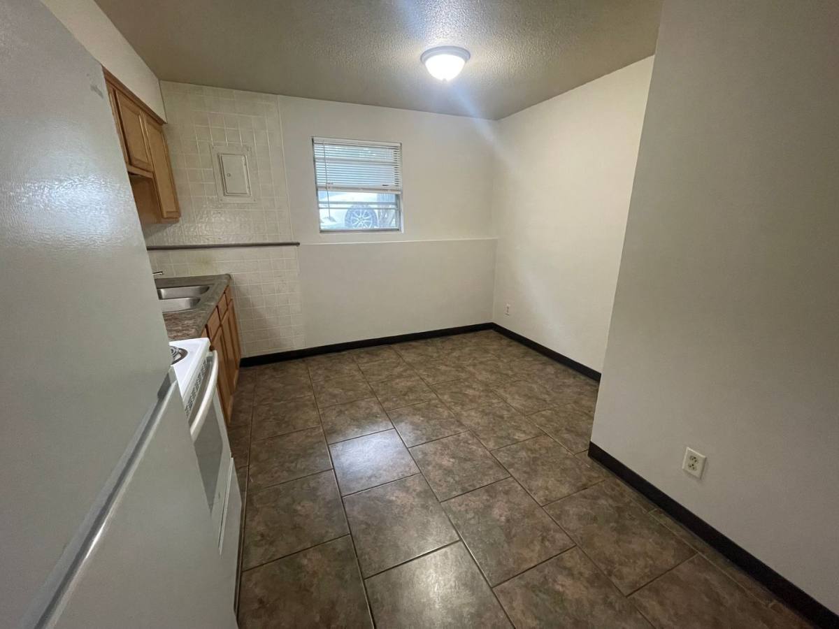 Apartment for rent at 4453 Bellview Dr, Columbia, MO 65203