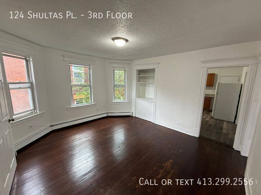 Apartment for rent at 124 Shultas Place - 3rd Floor, Hartford, CT 06114