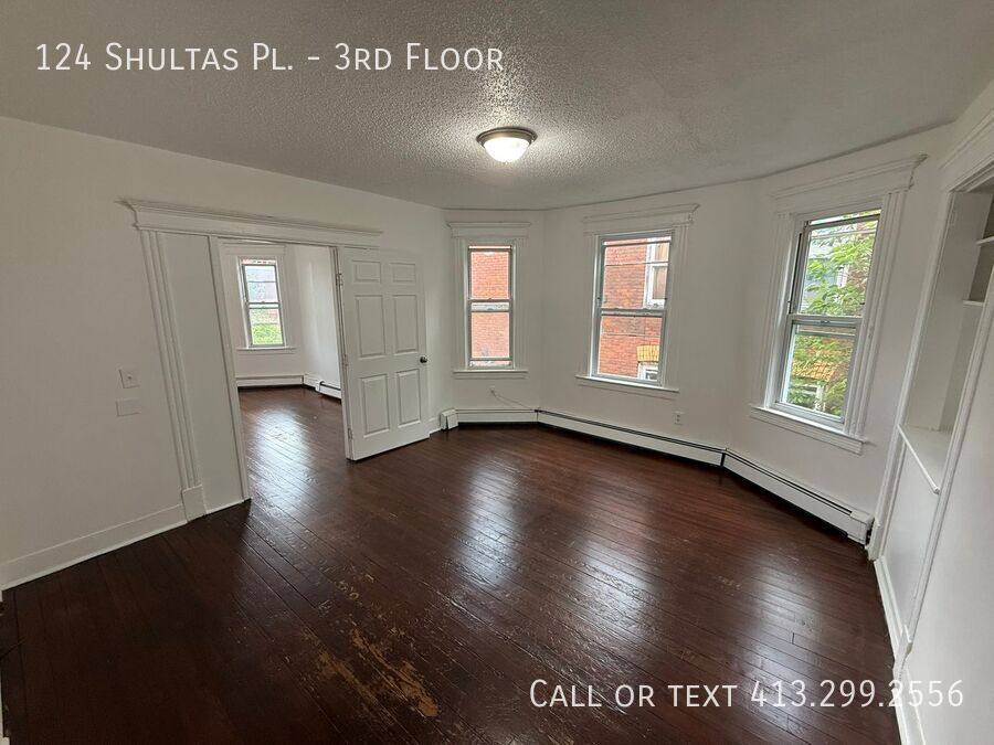 Apartment for rent at 124 Shultas Place - 3rd Floor, Hartford, CT 06114