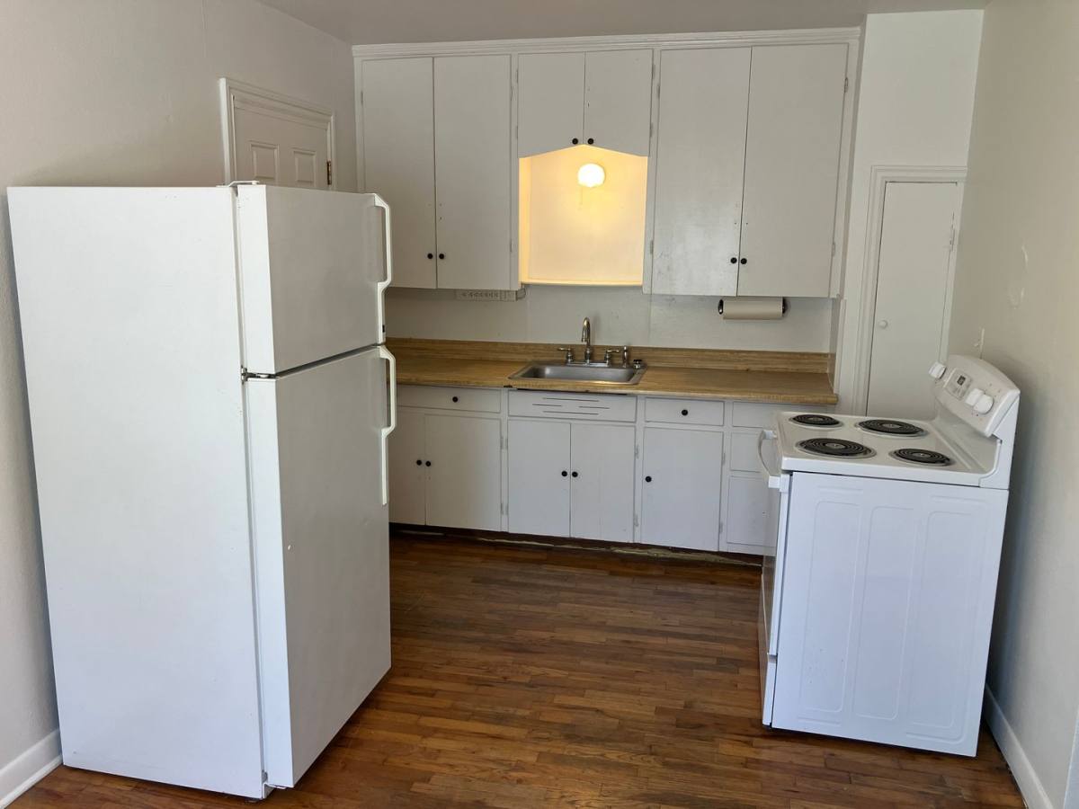House for rent at 650 Rosemont Ave NW, Salem, OR 97304