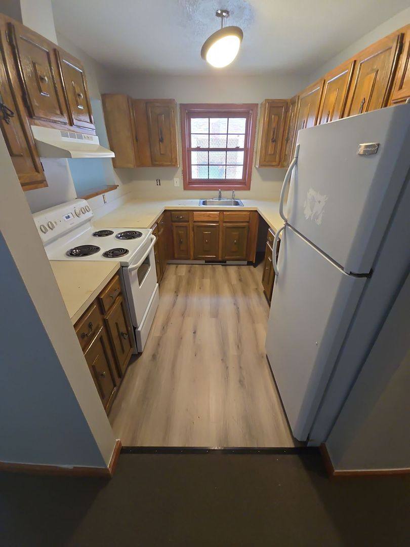 Apartment for rent at 160 Wooster St, Hartford, CT 06120