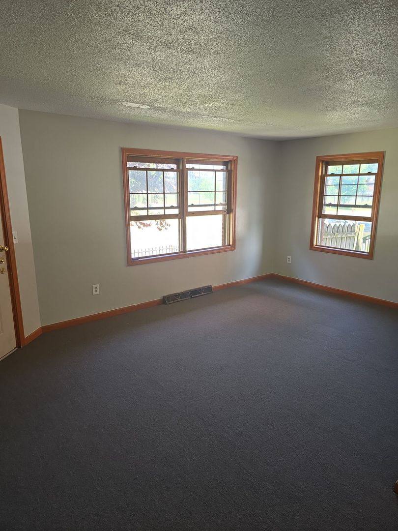 Apartment for rent at 160 Wooster St, Hartford, CT 06120