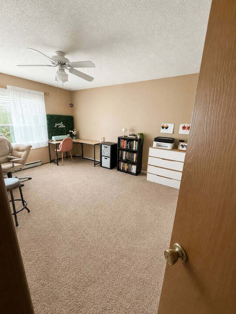 Apartment for rent at 1040 Terrace Dr, Onalaska, WI 54650