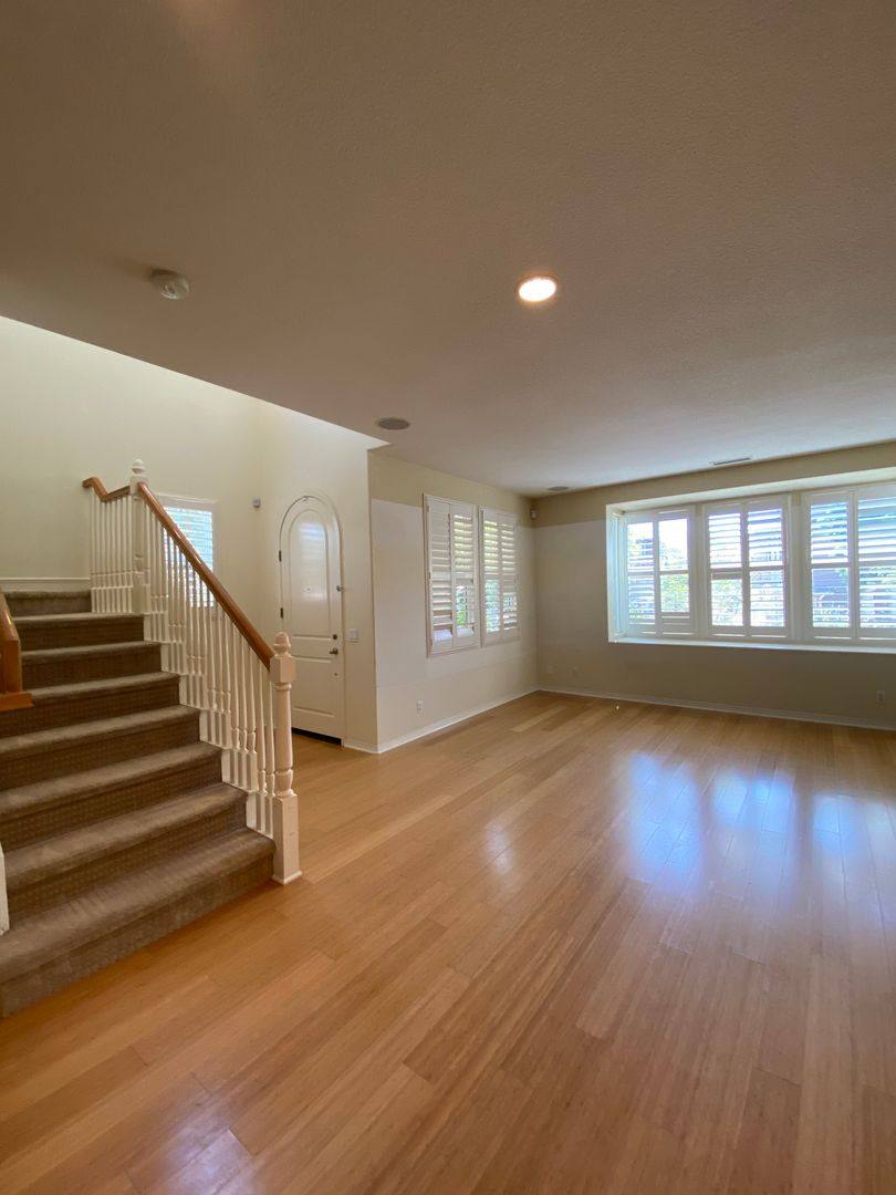 Townhouse for rent at 254 Flyers Lane, Tustin, CA 92782