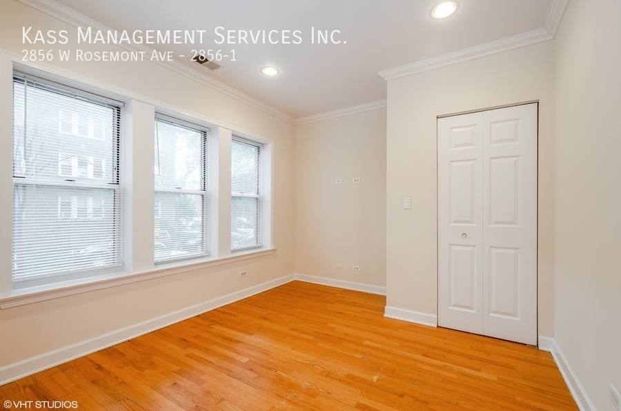 Apartment for rent at 2856 W Rosemont Ave #1, Chicago, IL 60659