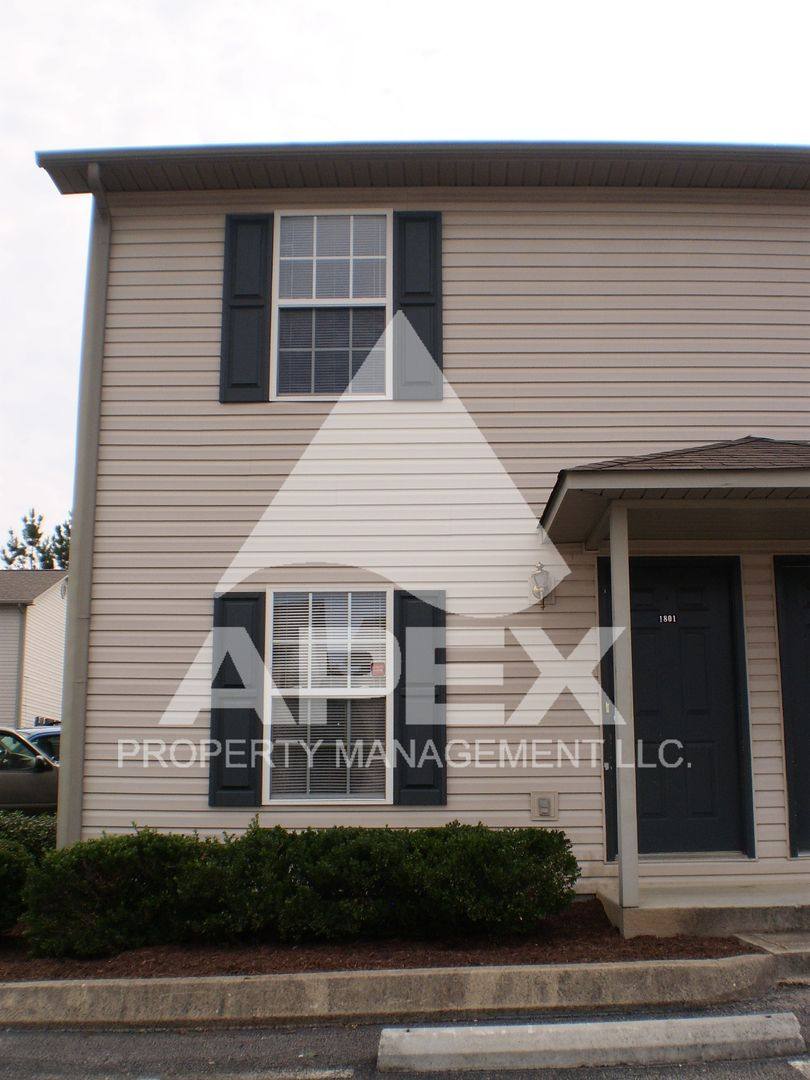 Townhouse for rent at 1841 Sweet View Way, Knoxville, TN 37931