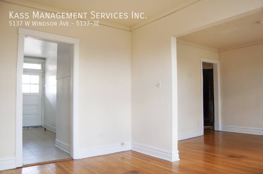Apartment for rent at 5137 W Windsor Ave #3E, Chicago, IL 60630