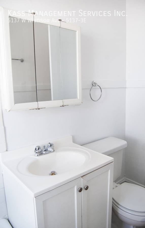 Apartment for rent at 5137 W Windsor Ave #3E, Chicago, IL 60630