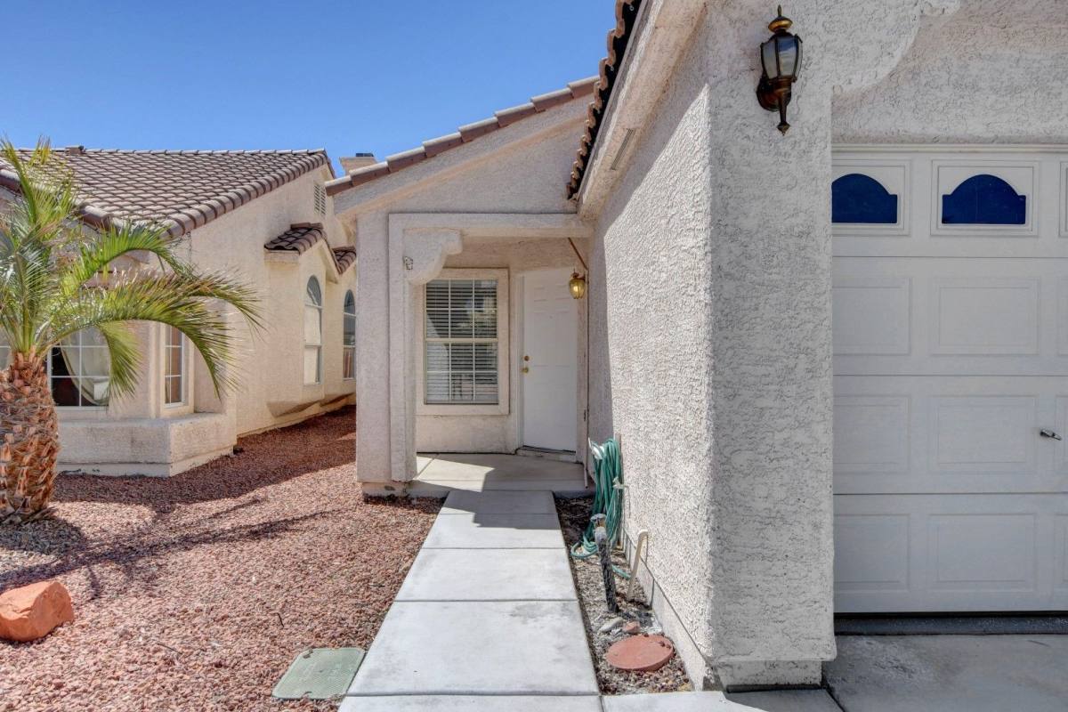 House for rent at 1855 Grand Prairie Ave, North Las Vegas, NV 89032