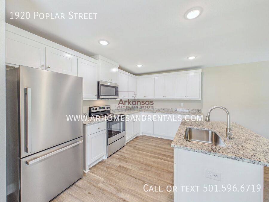 House for rent at 1920 Poplar St, North Little Rock, AR 72114