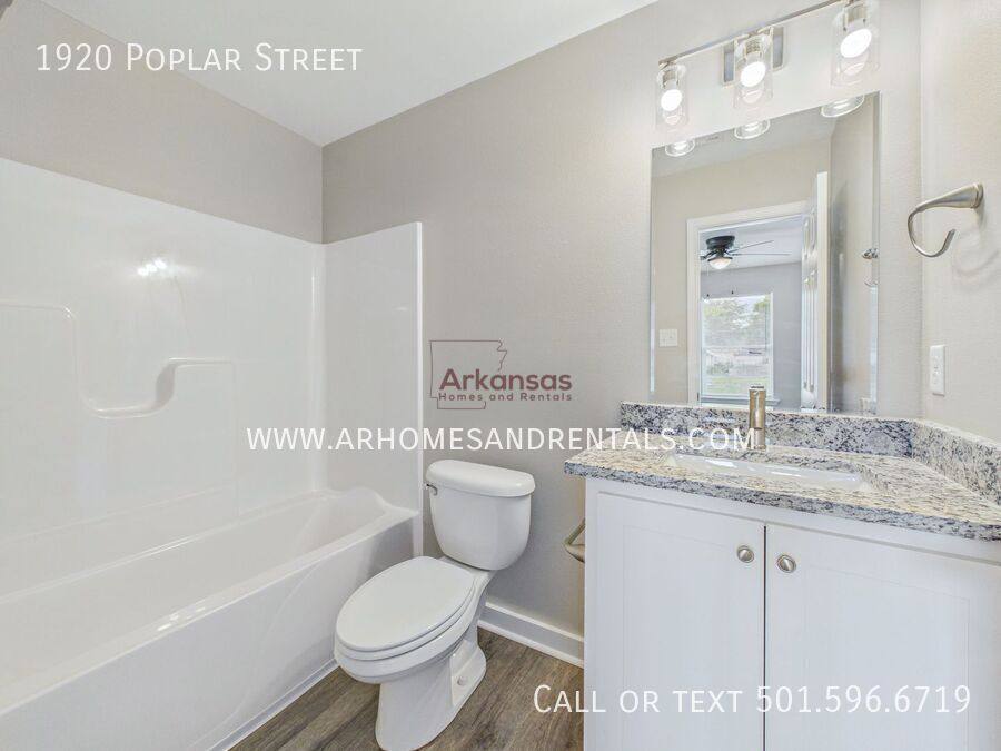 House for rent at 1920 Poplar St, North Little Rock, AR 72114