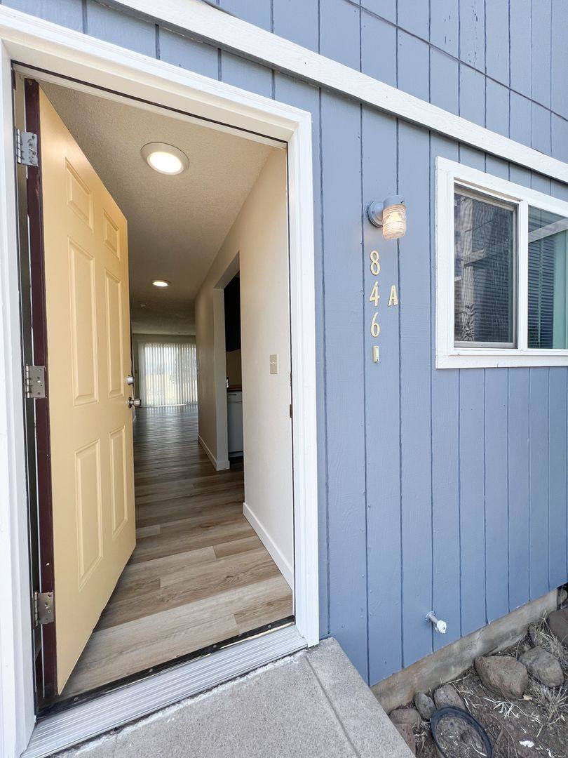Apartment for rent at 846 Homedale Rd, Klamath Falls, OR 97603