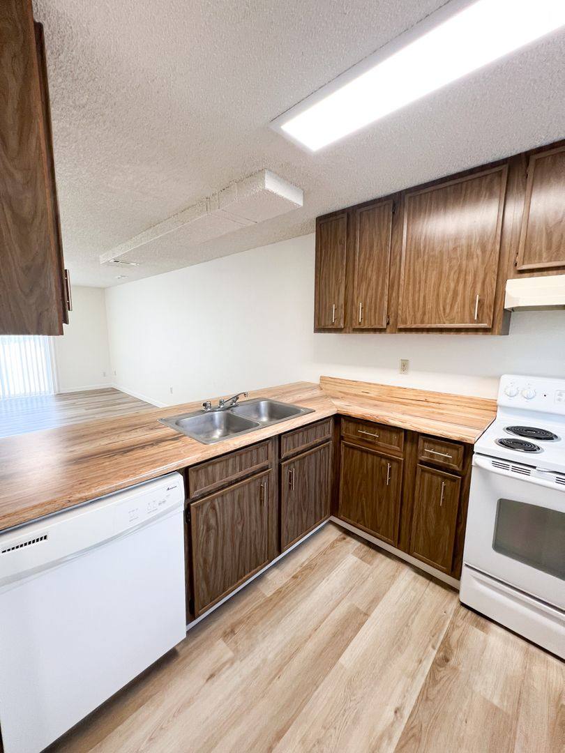 Apartment for rent at 846 Homedale Rd, Klamath Falls, OR 97603
