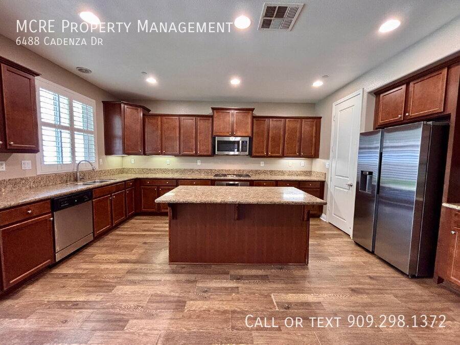 House for rent at 6488 Cadenza Dr, Corona, CA 92880