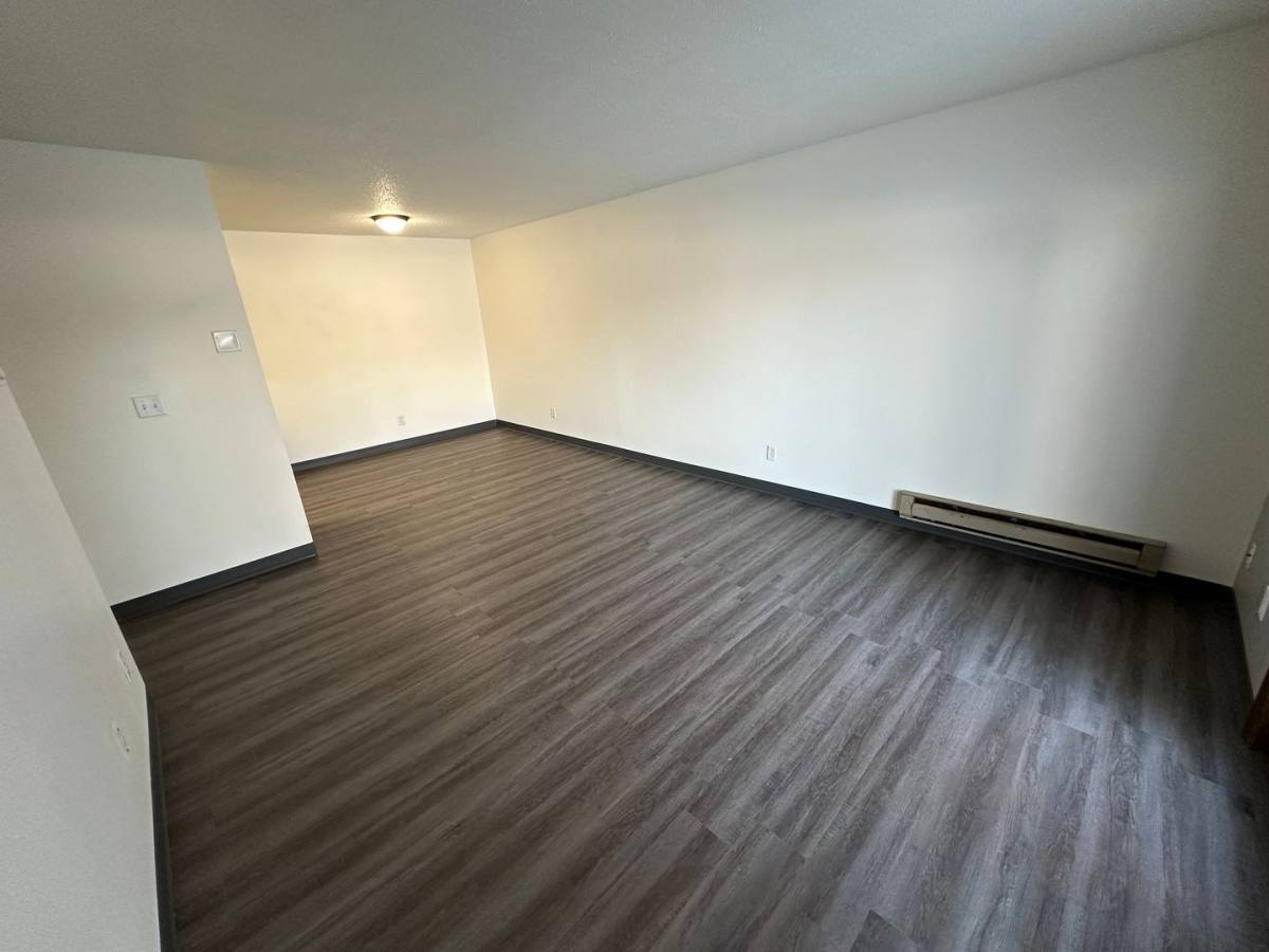 Apartment for rent at 1287 16th Ave N, Wahpeton, ND 58075