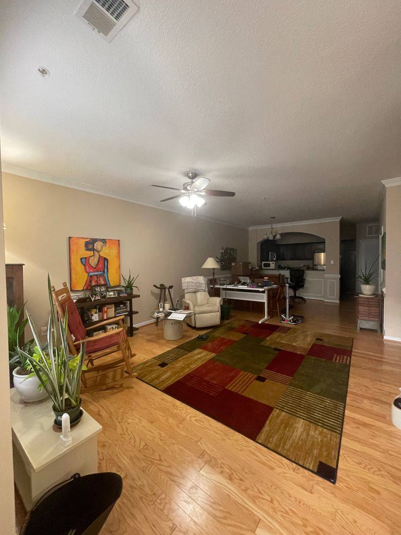 Condo for rent at 8275 Captains Way, Norfolk, VA 23518