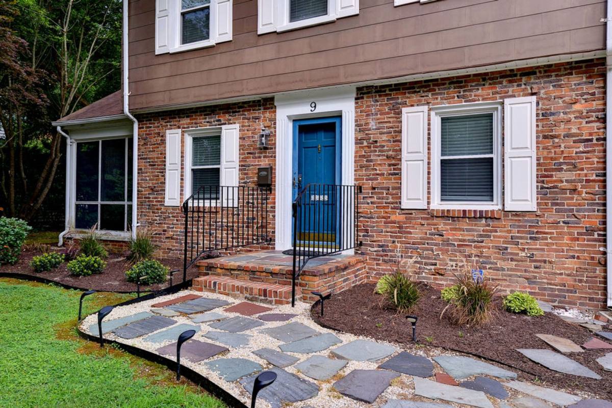 House for rent at 9 Westover Rd, Newport News, VA 23601