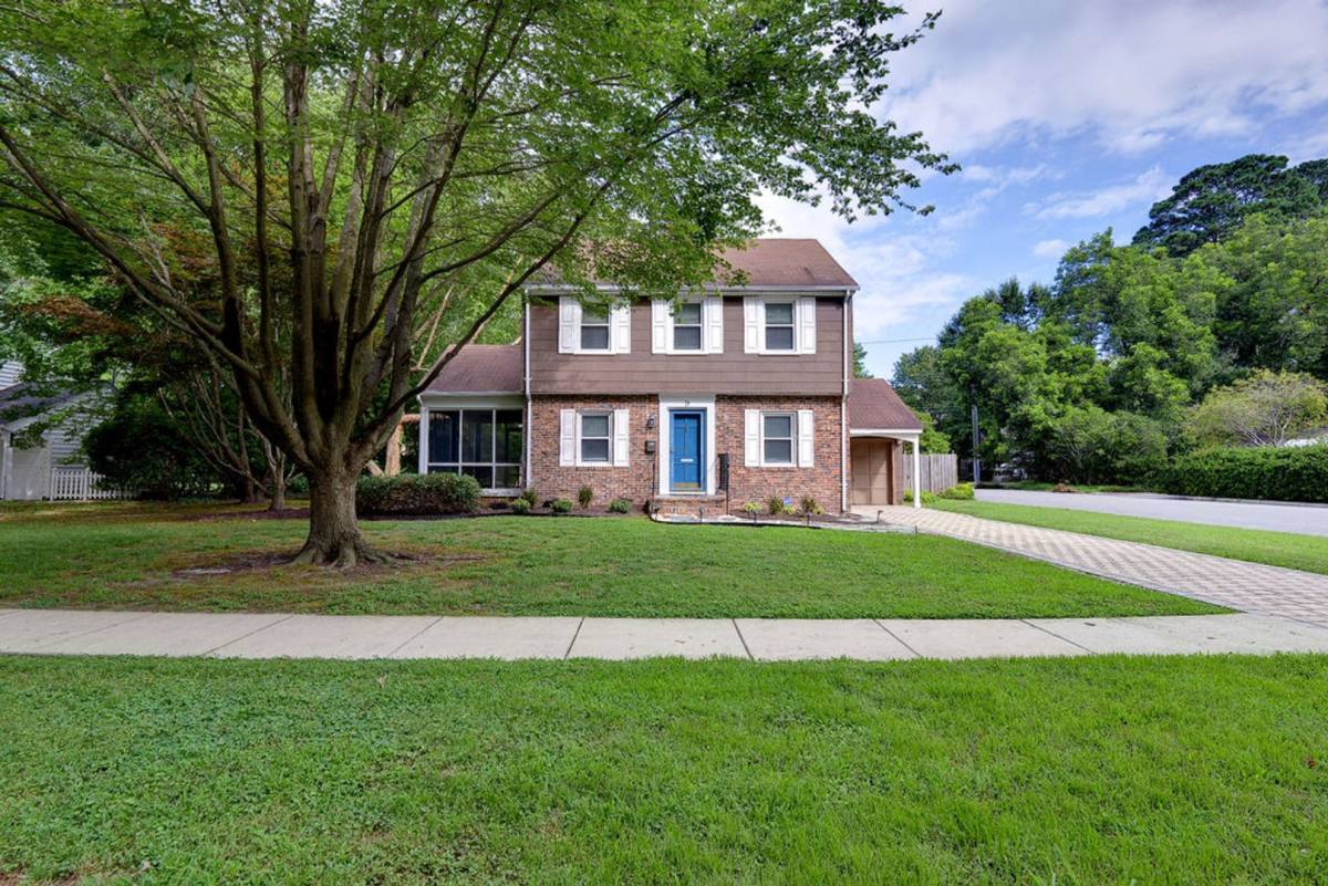 House for rent at 9 Westover Rd, Newport News, VA 23601