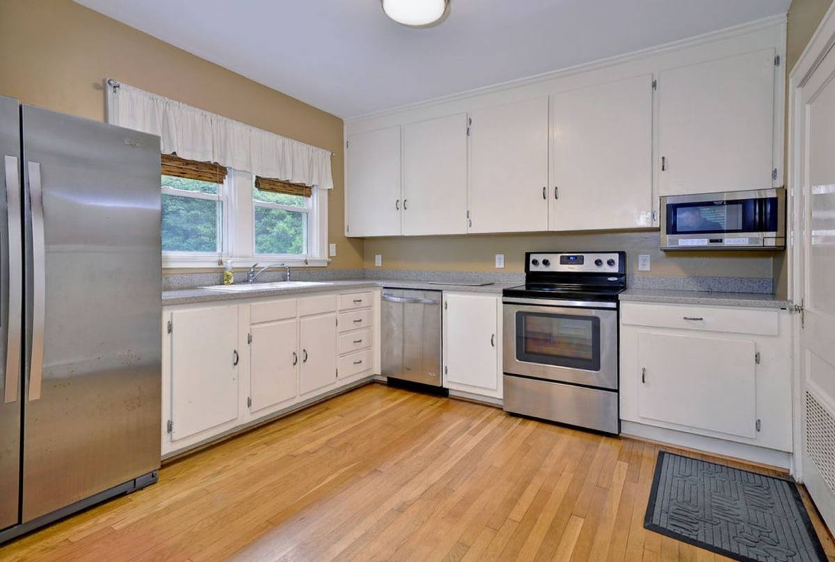 House for rent at 9 Westover Rd, Newport News, VA 23601