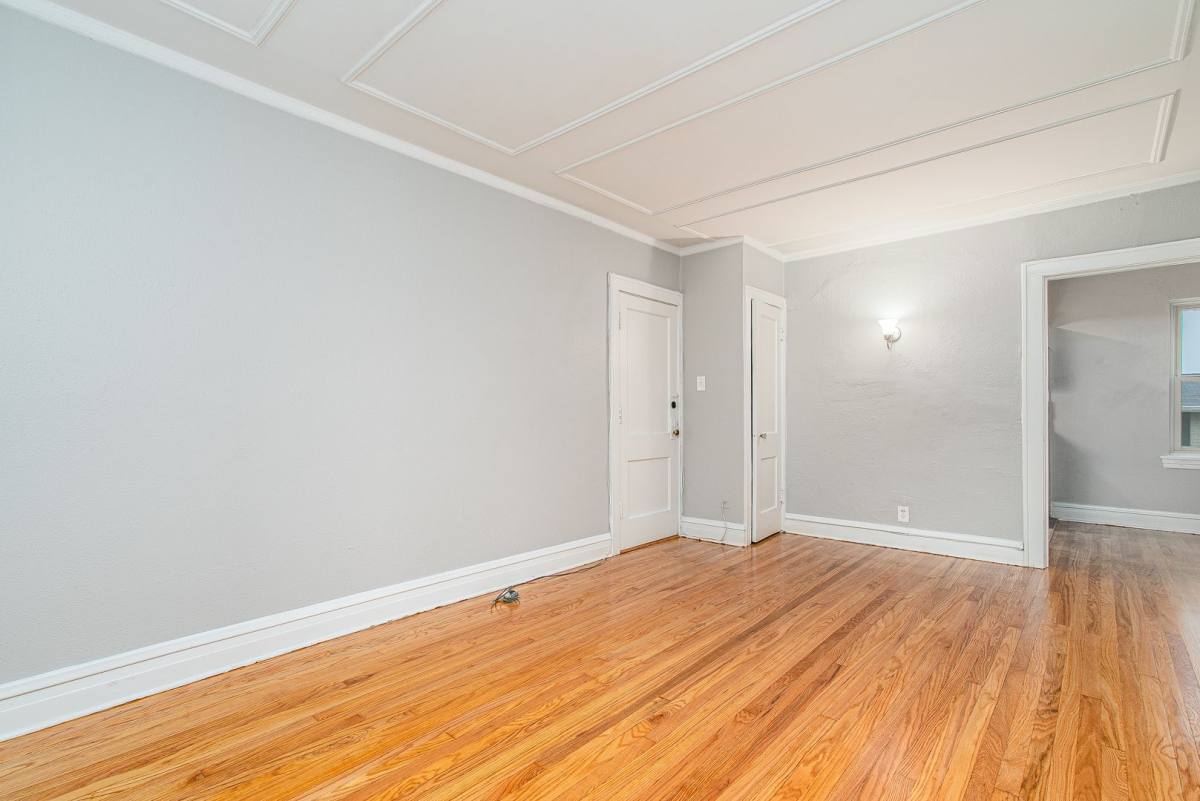 Apartment for rent at 428-432 N Park Blvd, Glen Ellyn, IL 60137