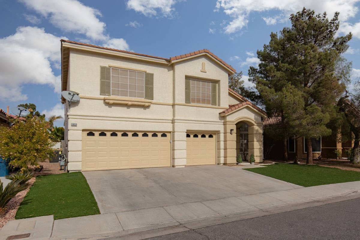 House for rent at 1932 Imola Court, Las Vegas, NV 89123
