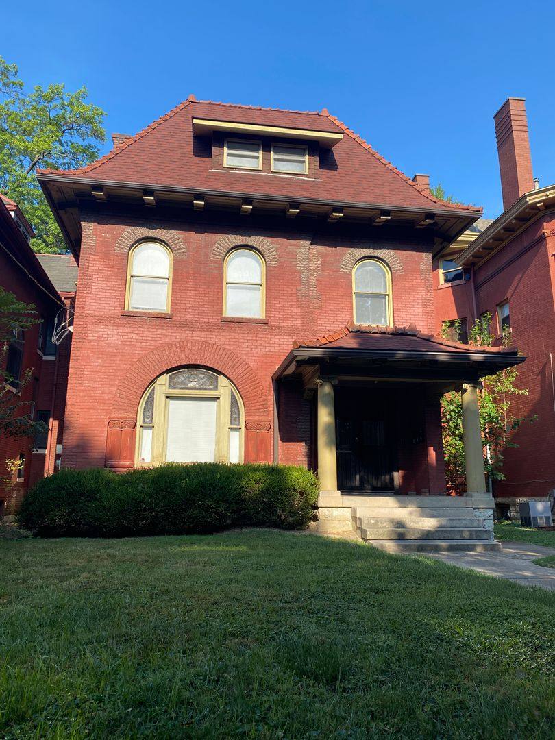 Apartment for rent at 1708 S 3rd St, Louisville, KY 40208