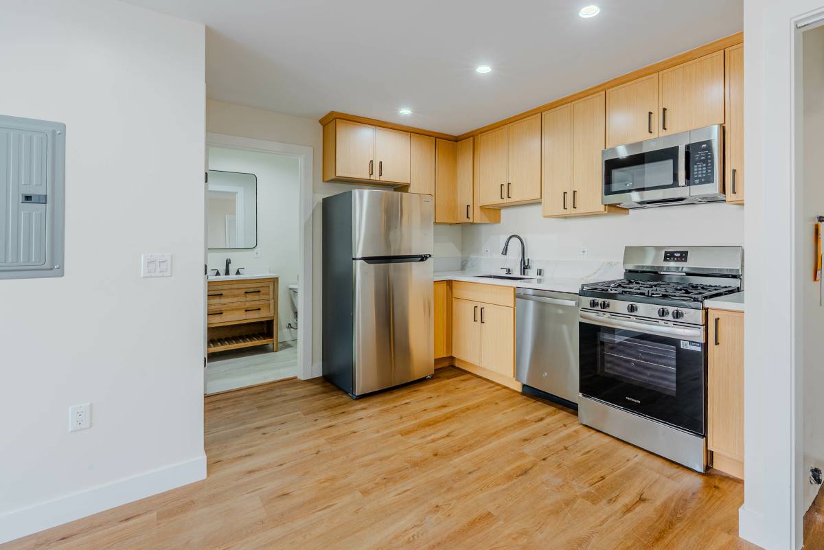 Apartment for rent at 456 S Breed St, Los Angeles, CA 90033