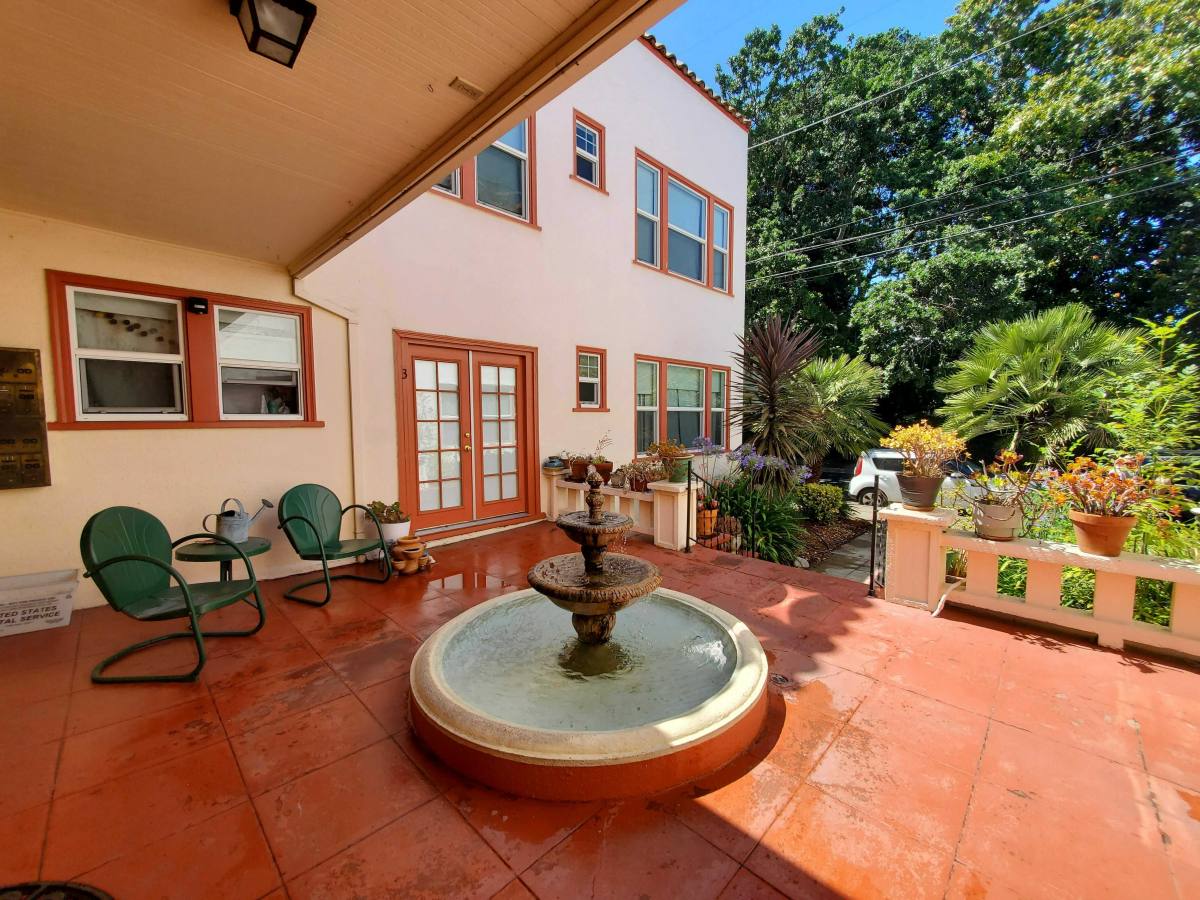 Apartment for rent at 442 8th St, Santa Rosa, CA 95401