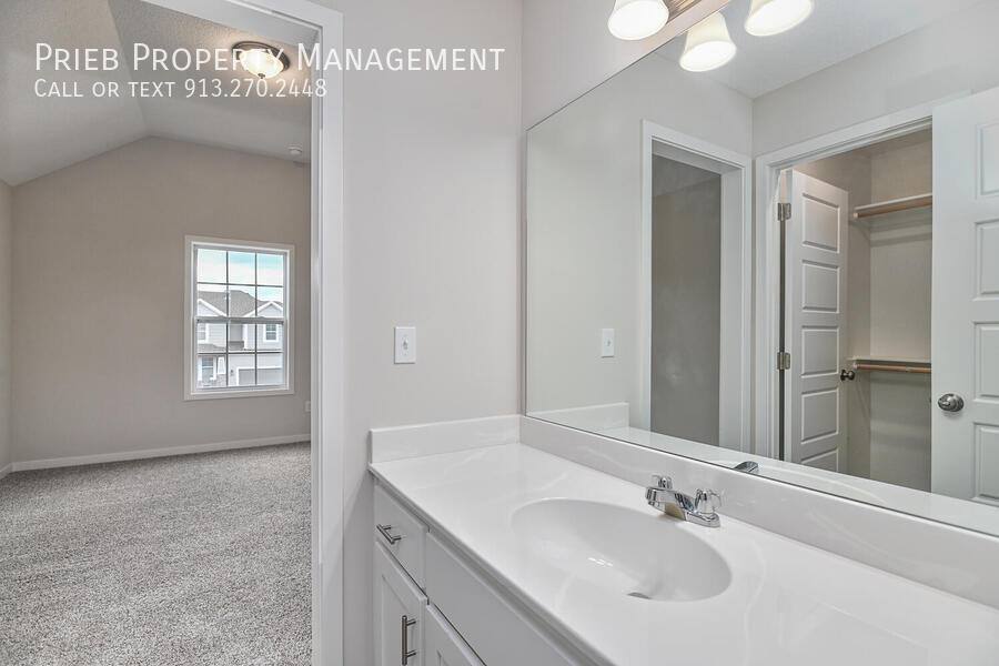 House for rent at 2677 W Dartmouth St, Olathe, KS 66061