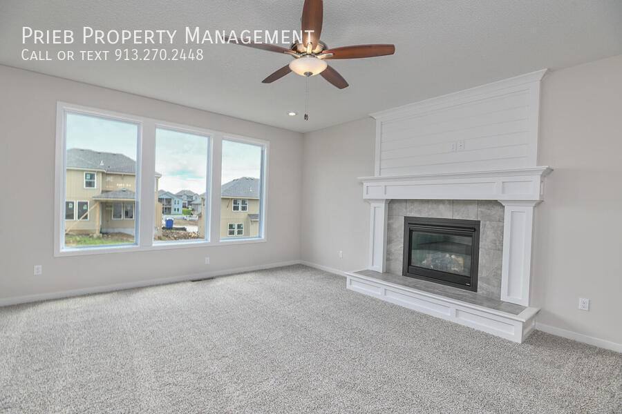 House for rent at 2677 W Dartmouth St, Olathe, KS 66061