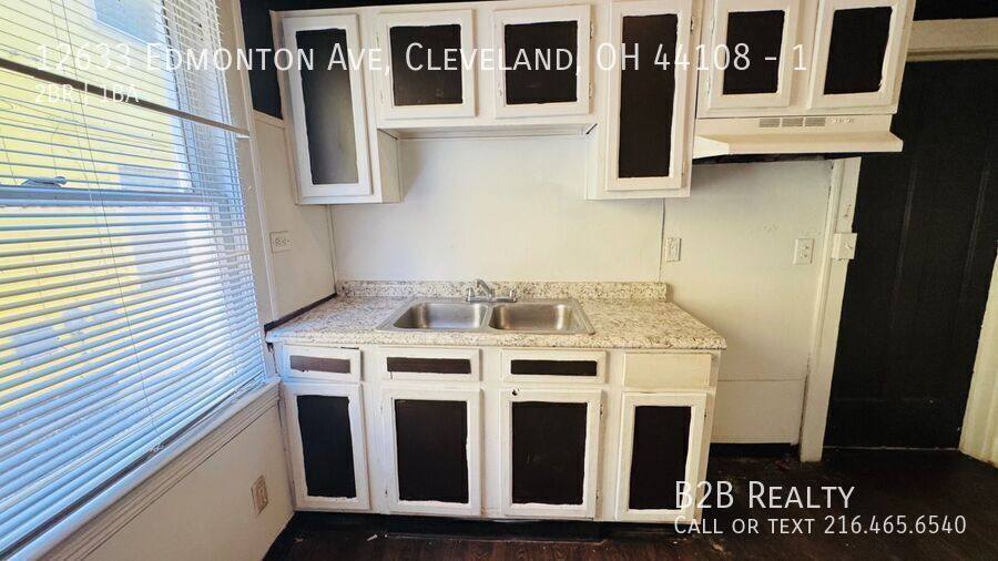 Apartment for rent at 12633 Edmonton Ave #1, Cleveland, OH 44108