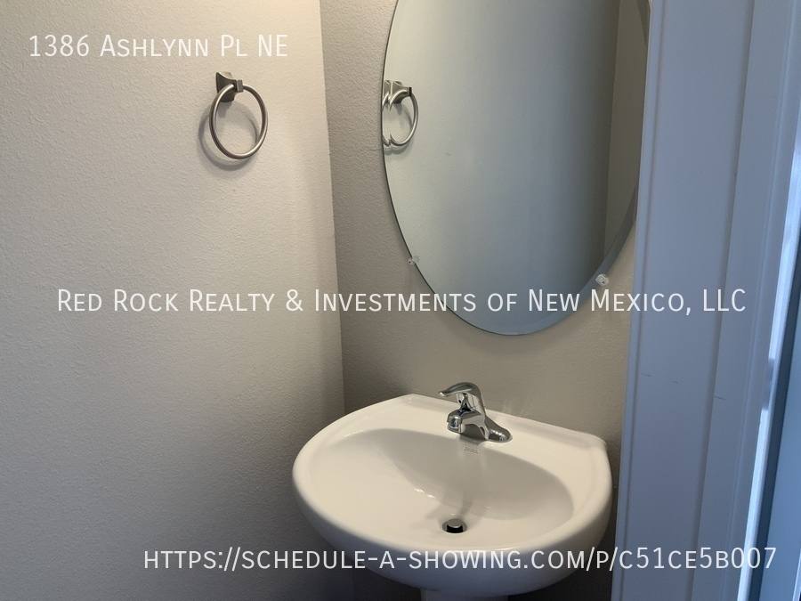 Townhouse for rent at 1386 Ashlynn Place NE, Rio Rancho, NM 87144