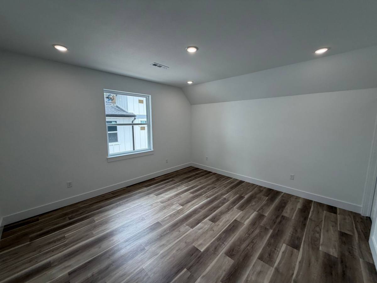 House for rent at 916 N Sang Ave, Fayetteville, AR 72701