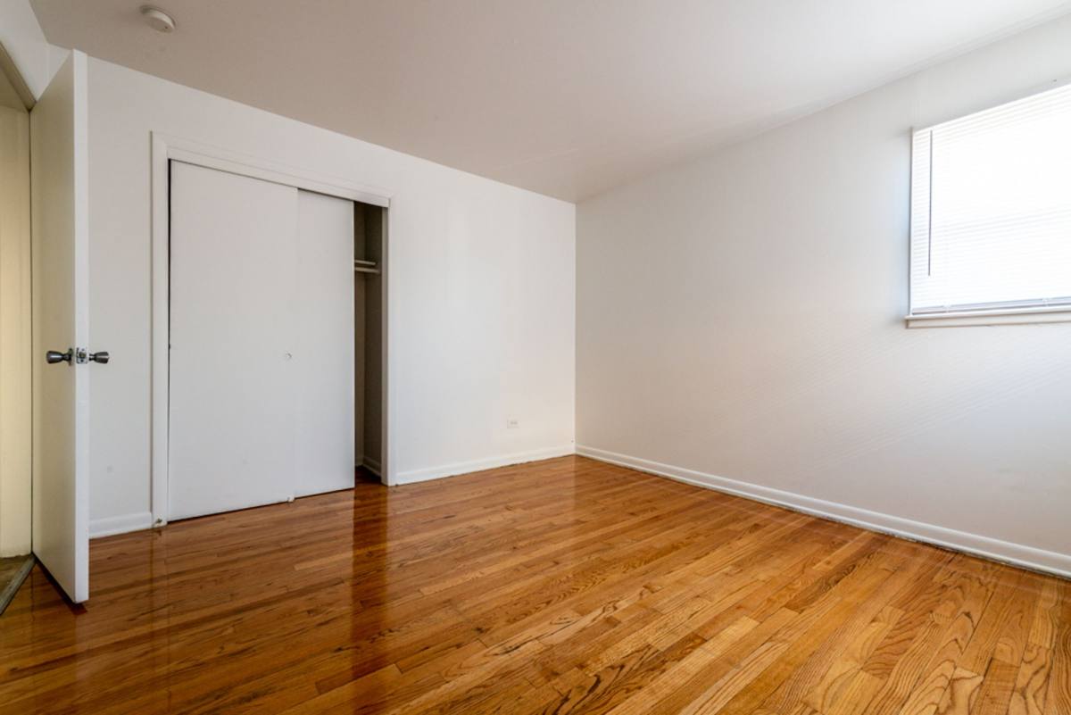 Apartment for rent at 2066 W 135th Place, Blue Island, IL 60406