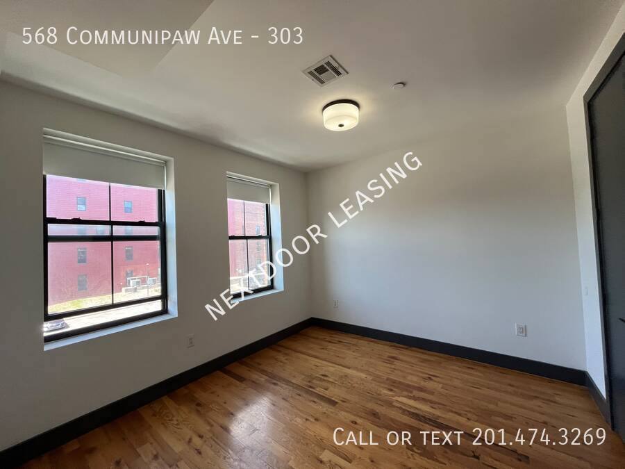 Apartment for rent at 568 Communipaw Ave #303, Jersey City, NJ 07304