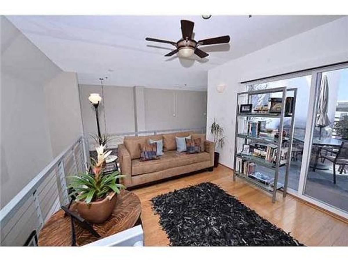 Townhouse for rent at 1642 7th Ave, San Diego, CA 92101