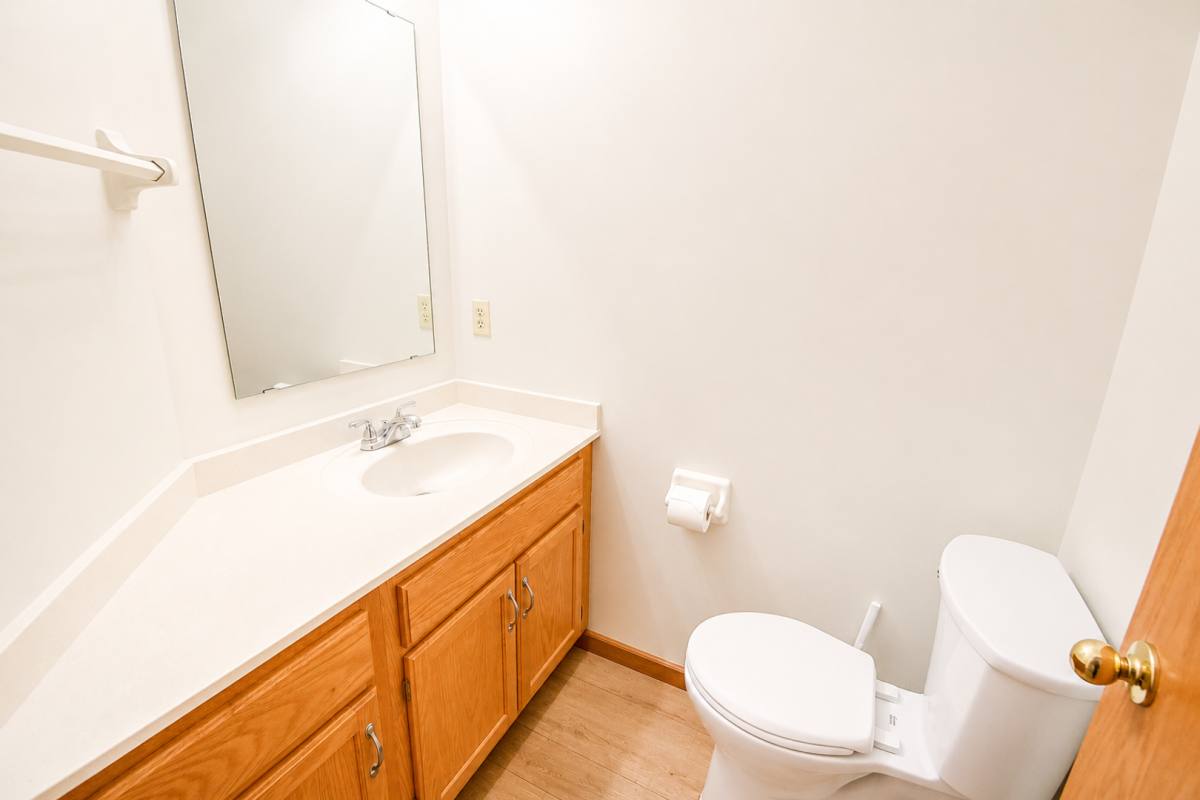 Townhouse for rent at 2607 Tuxedo Lane NW, Rochester, MN 55901