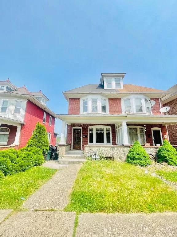 Apartment for rent at 1911 Ferry St #1, Easton, PA 18042