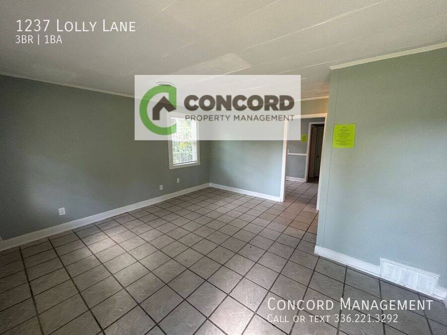 House for rent at 1237 Lolly Lane, Greensboro, NC 27405