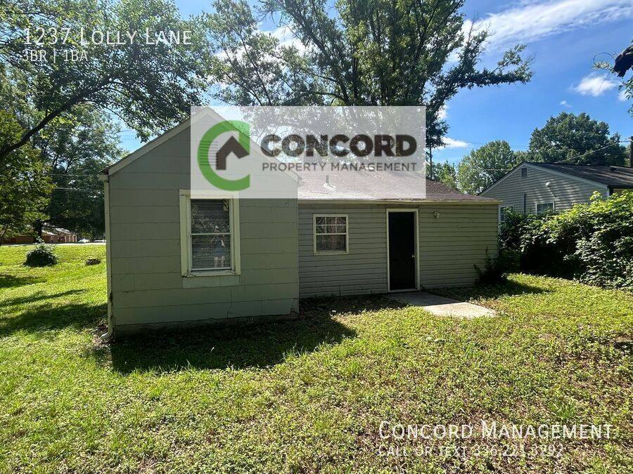 House for rent at 1237 Lolly Lane, Greensboro, NC 27405