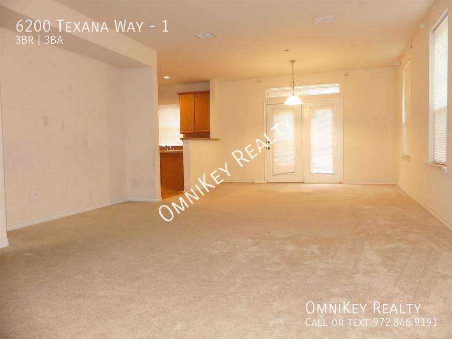 Townhouse for rent at 6200 Texana Way #1, Plano, TX 75074