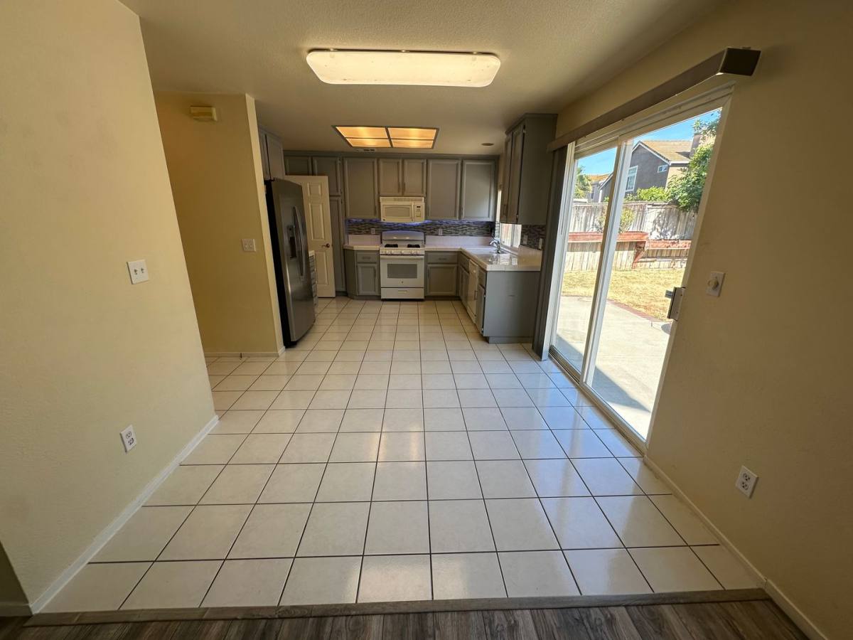 House for rent at 772 Glenpine Court, Tracy, CA 95377