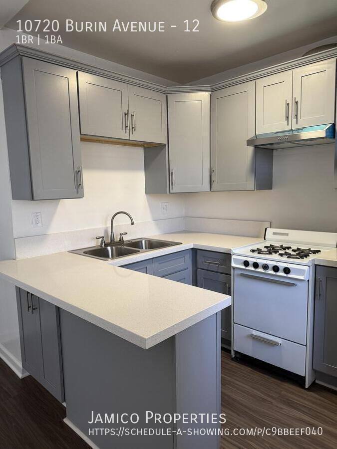 Apartment for rent at 10720 Burin Ave #12, Inglewood, CA 90304
