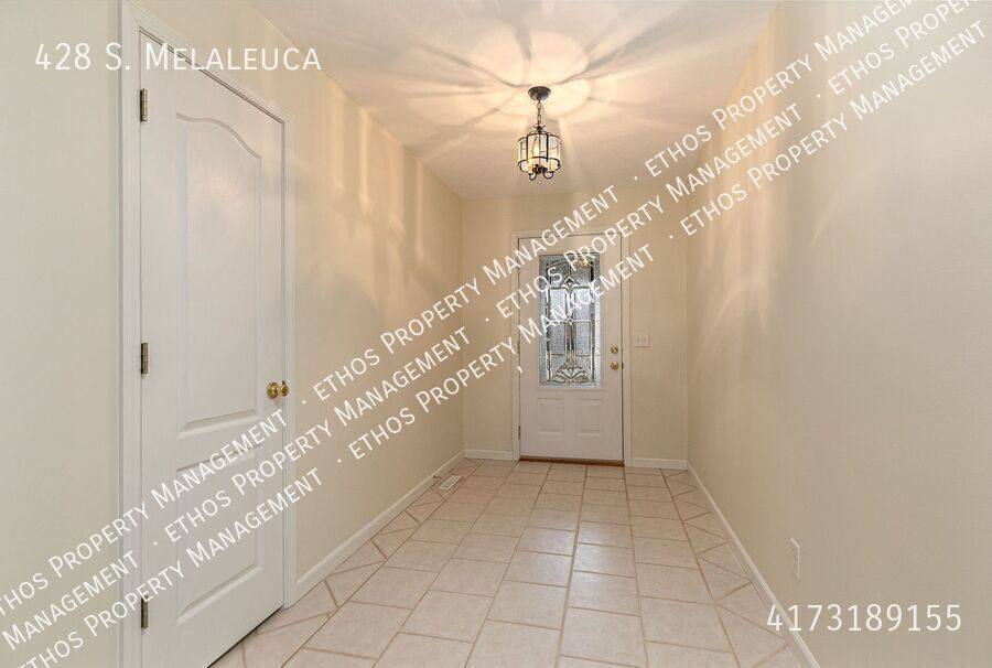 House for rent at 428 S Melaleuca, Springfield, MO 65809