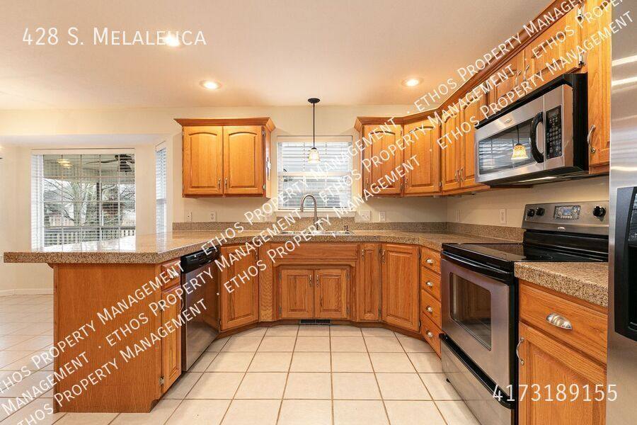 House for rent at 428 S Melaleuca, Springfield, MO 65809