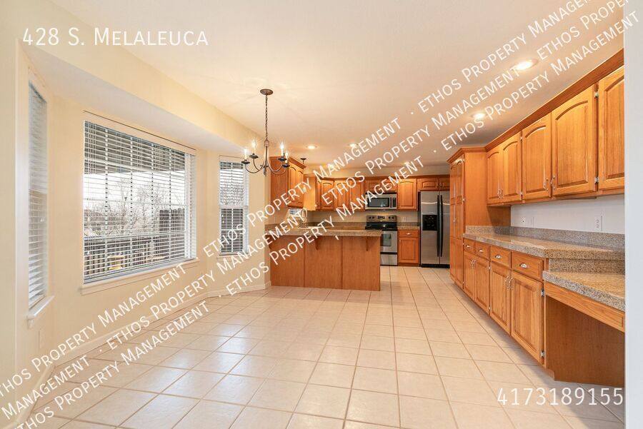 House for rent at 428 S Melaleuca, Springfield, MO 65809