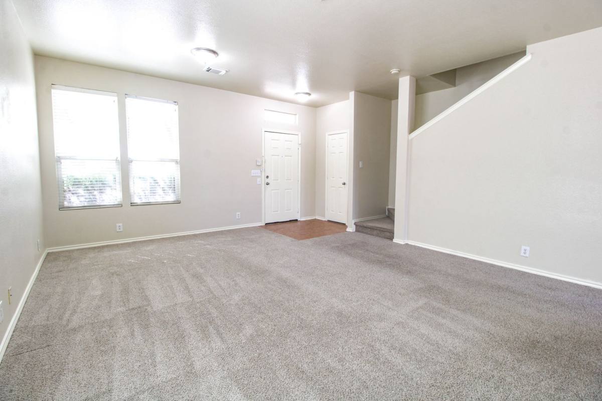 Townhouse for rent at 10216 Lateleaf Oak, San Antonio, TX 78223