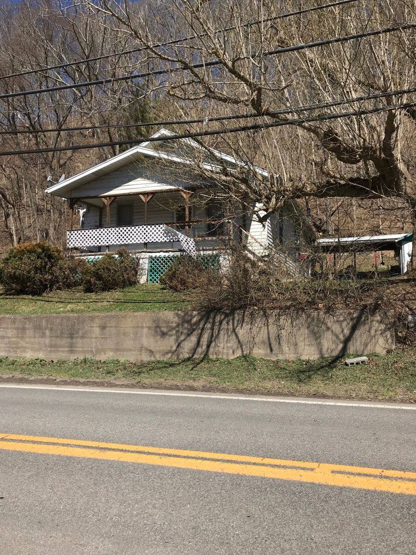 House for rent at 843 Milford St, Clarksburg, WV 26301